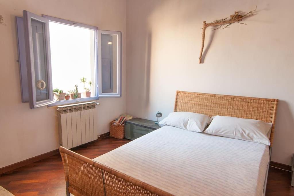 Romantic Apt In San Frediano Florenz Exterior foto